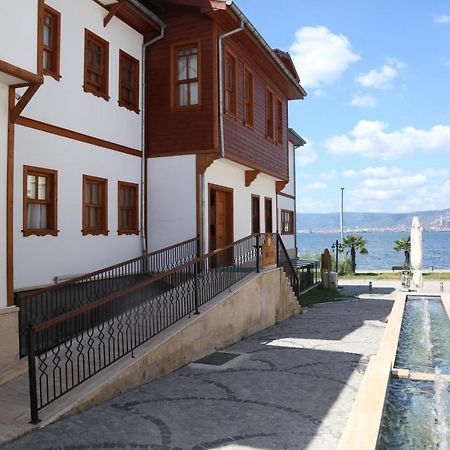 Yali Konak Butik Otel Golcuk Exterior foto