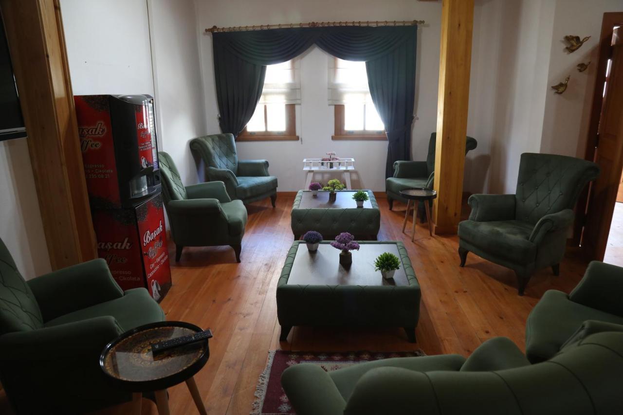 Yali Konak Butik Otel Golcuk Exterior foto